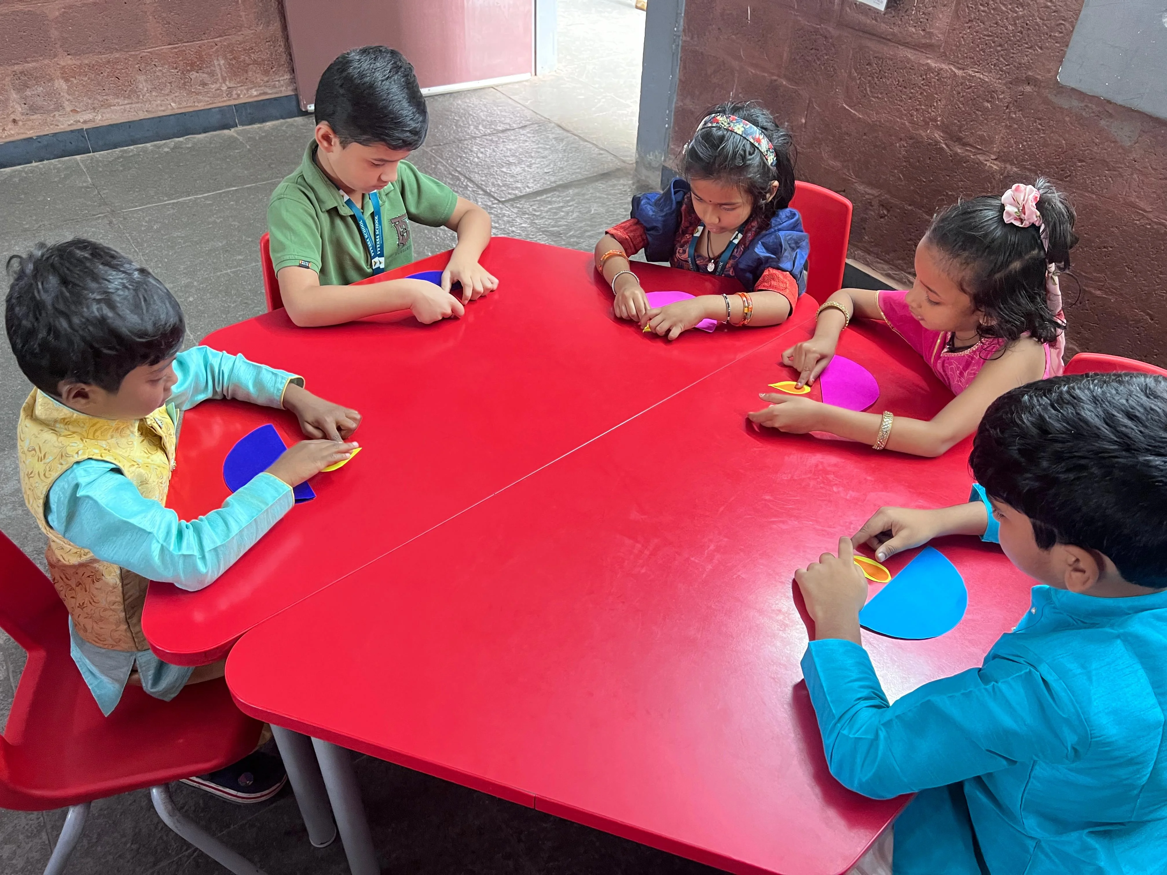 A project that becomes a shared experience at Vvyasa School